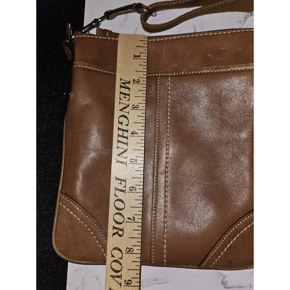 Vintage COACH Crossbody Swingpack Saddle Brown Leather 7x8.5